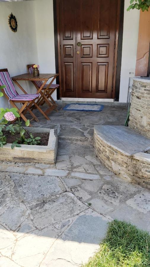 Jenny'S Garden Διαμέρισμα Βουρβουρού Εξωτερικό φωτογραφία