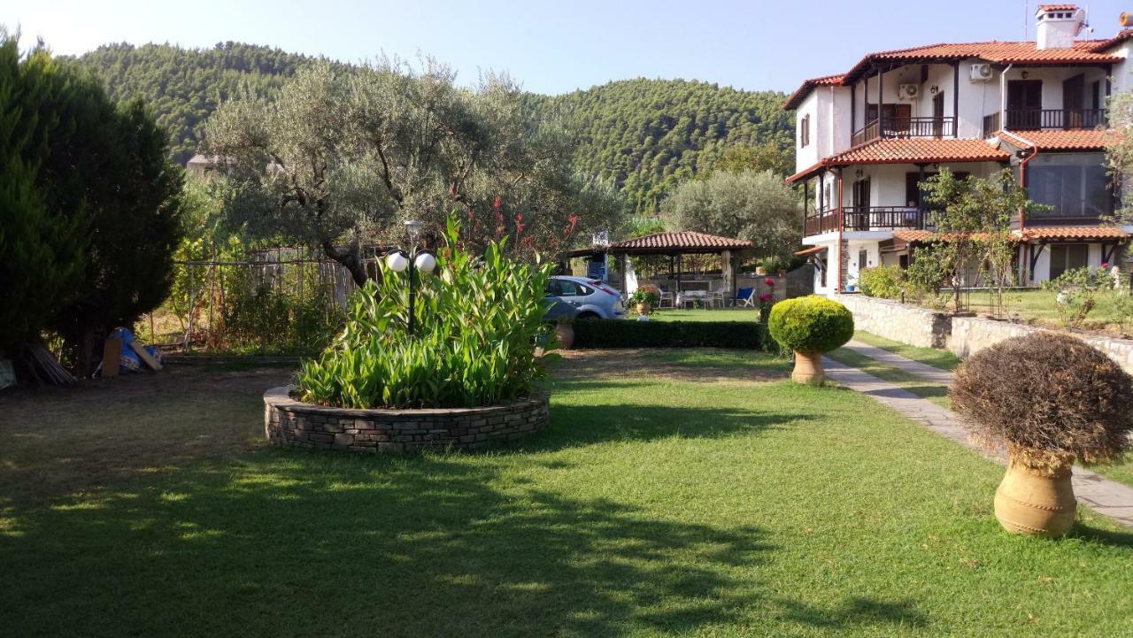 Jenny'S Garden Διαμέρισμα Βουρβουρού Εξωτερικό φωτογραφία