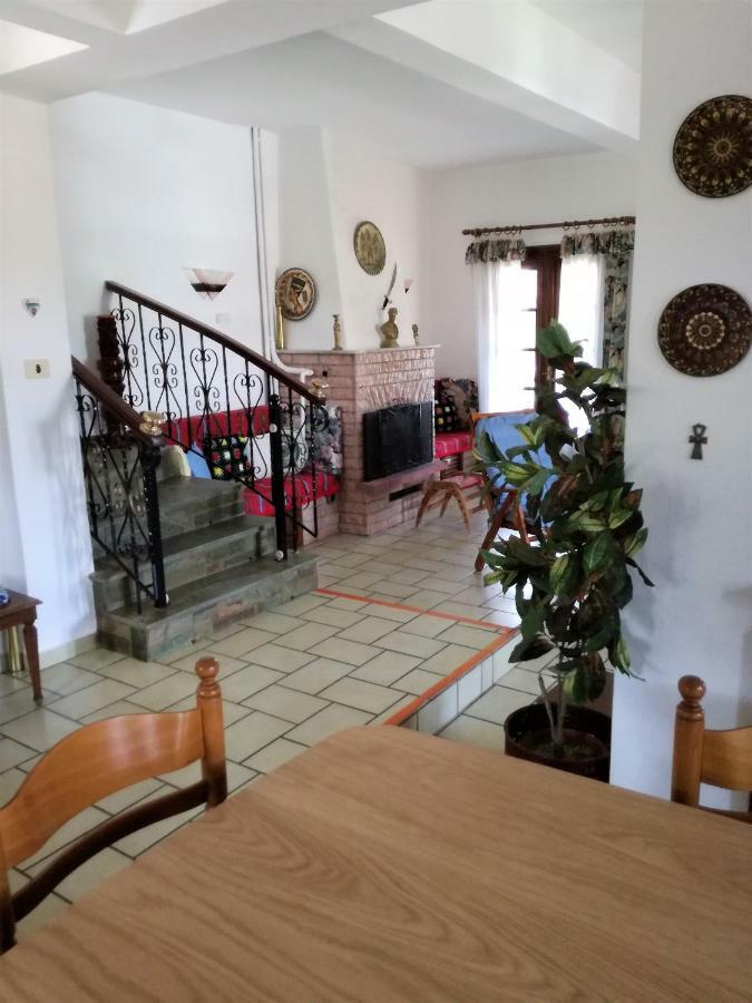 Jenny'S Garden Διαμέρισμα Βουρβουρού Εξωτερικό φωτογραφία