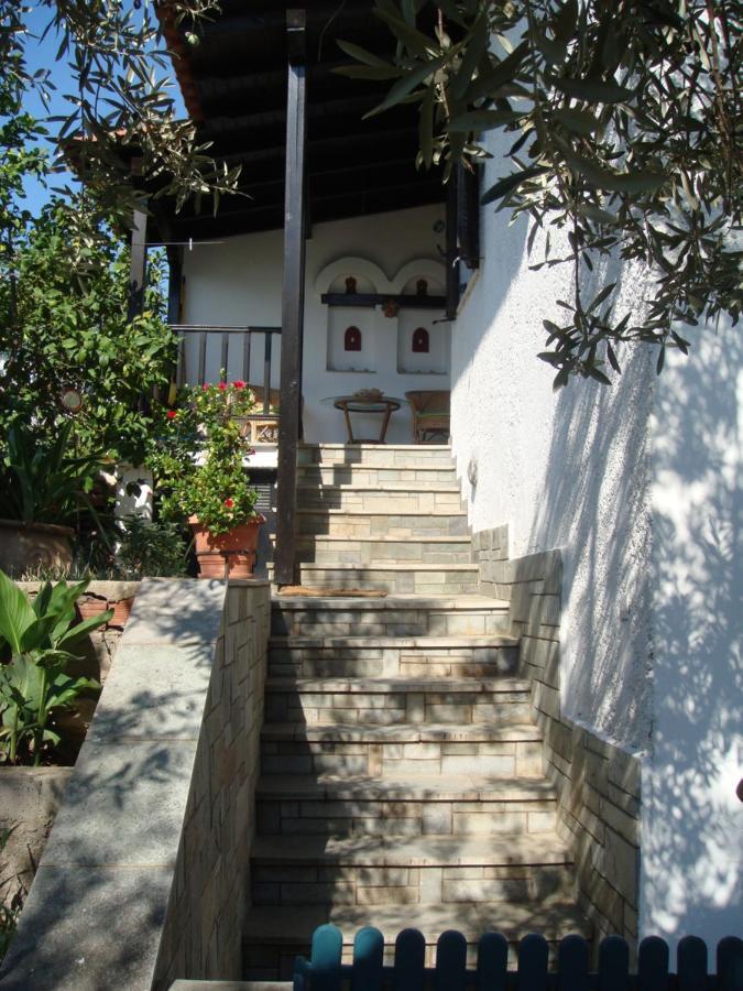 Jenny'S Garden Διαμέρισμα Βουρβουρού Εξωτερικό φωτογραφία